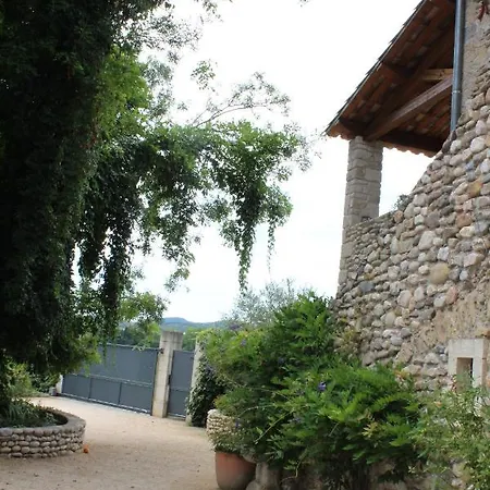 Charamelia לינה וארוחת בוקר Saint-Victor-de-Malcap
