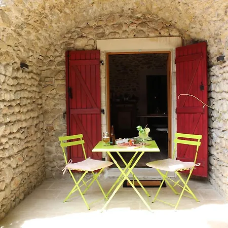 Charamelia Alojamento de Acomodação e Pequeno-almoço 3*