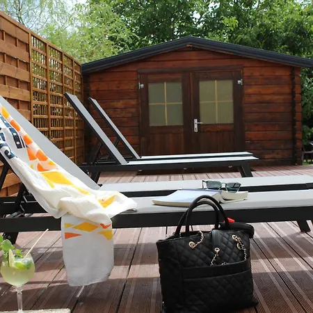 Alojamento de Acomodação e Pequeno-almoço Charamelia Saint-Victor-de-Malcap