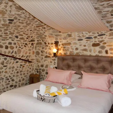 Charamelia Alojamento de Acomodação e Pequeno-almoço Saint-Victor-de-Malcap