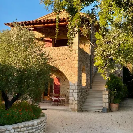 Charamelia Bed & Breakfast